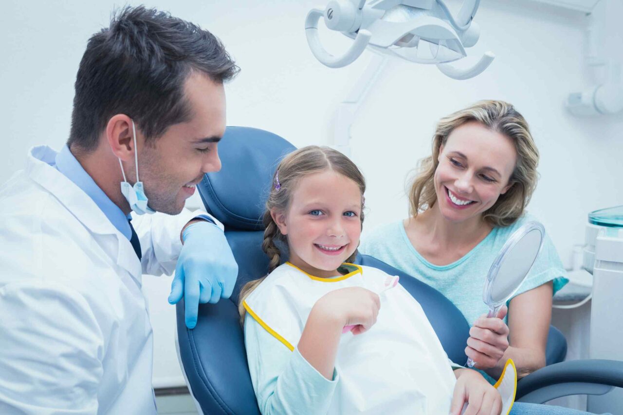 https://swisheasedental.com/wp-content/uploads/2020/03/img-dr-dryan-1280x854.jpg